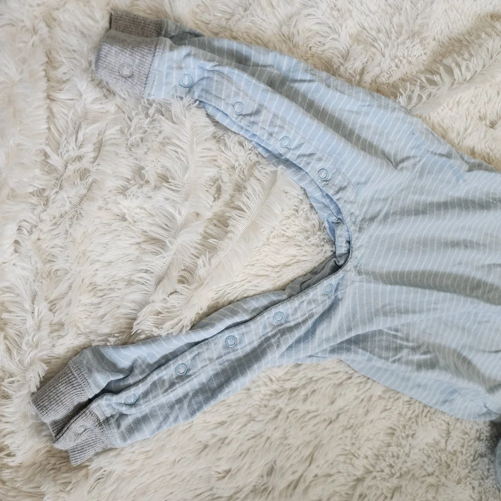 Carter's 100% Cotton Light Blue Striped Bodysuit Snap Closure Long Sleeve 24M